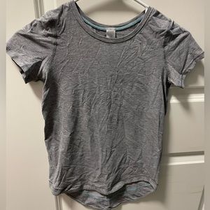 Ivivva Size 8 Girl’s Gray Athletic Shirt
